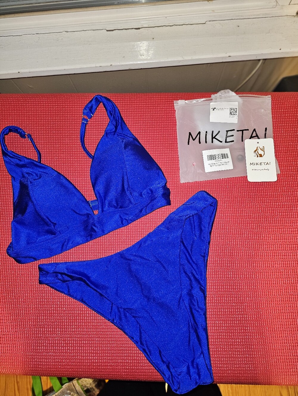 MIKETAI Women’s Royal Blue 2-Piece Bikini Swimsuit Size Small